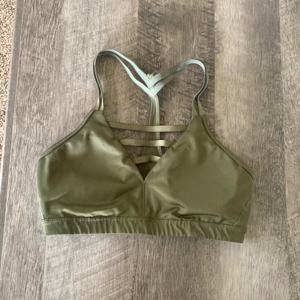 Victoria’s Secret Sport - Strappy Sports bra